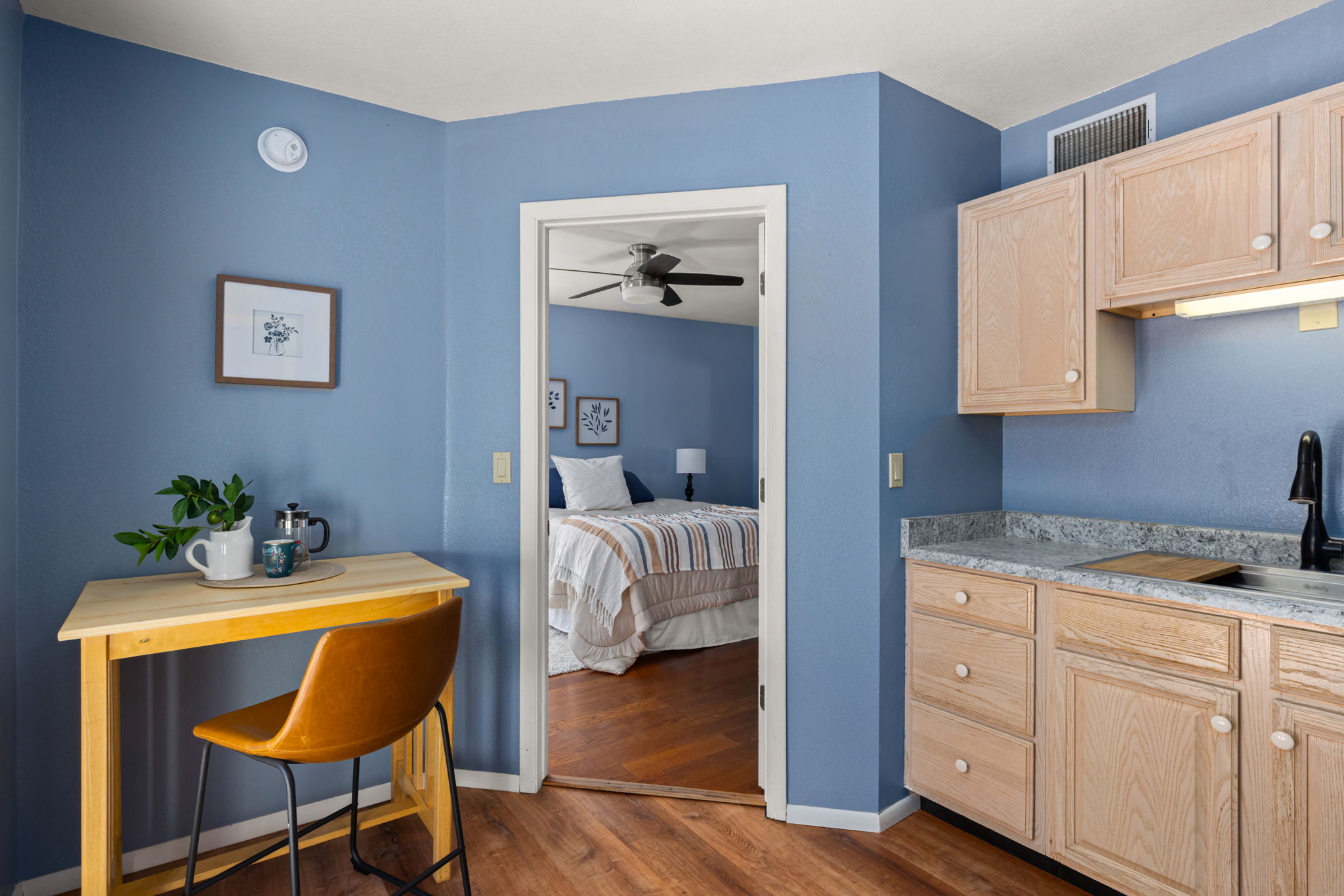Guest Quarters Kitchenette