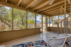 Screened-in Porch