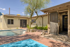 Pool/Guest Quarters