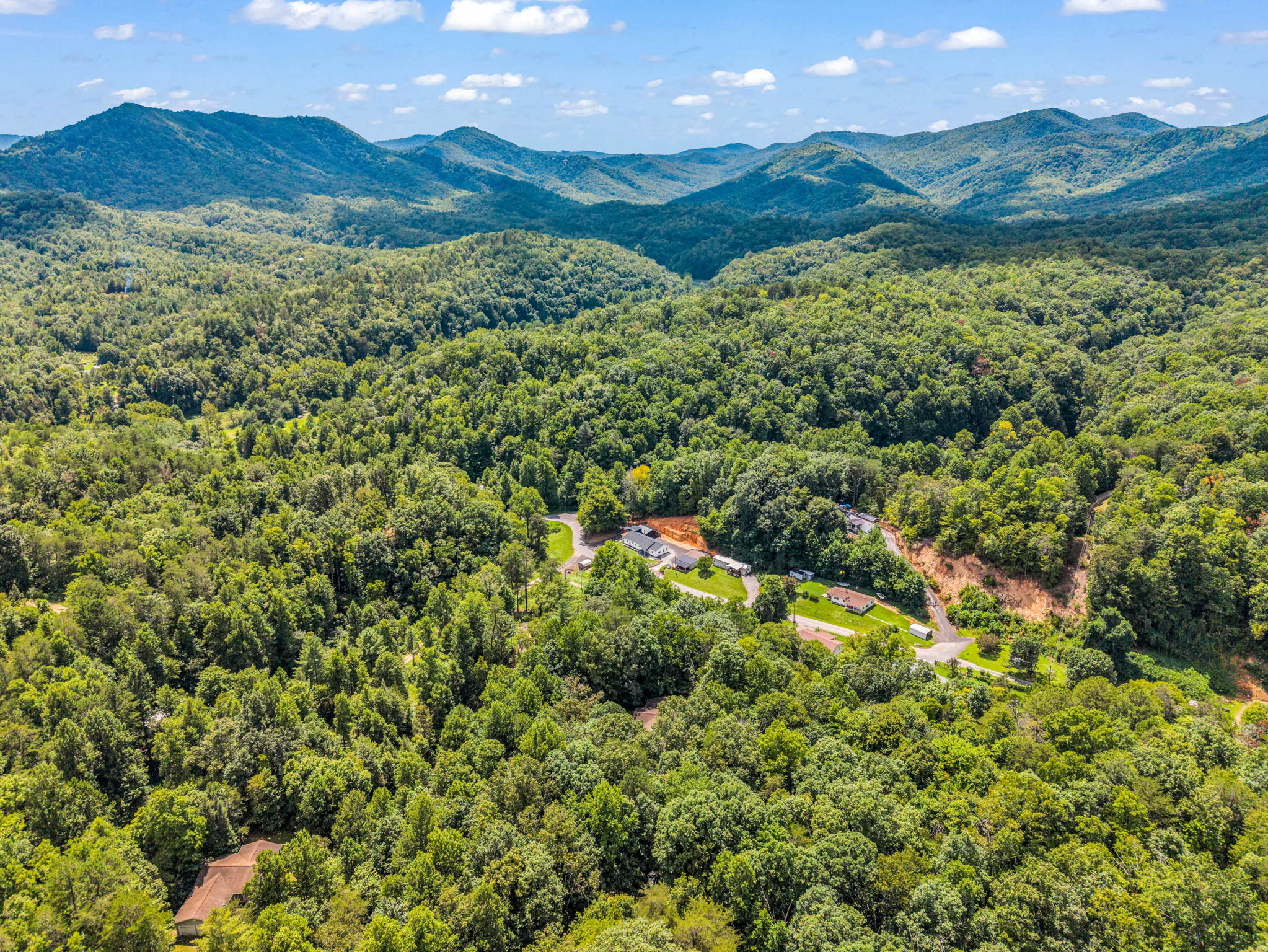 277-Debbies-Branch-Dr-Old-Fort-NC-57