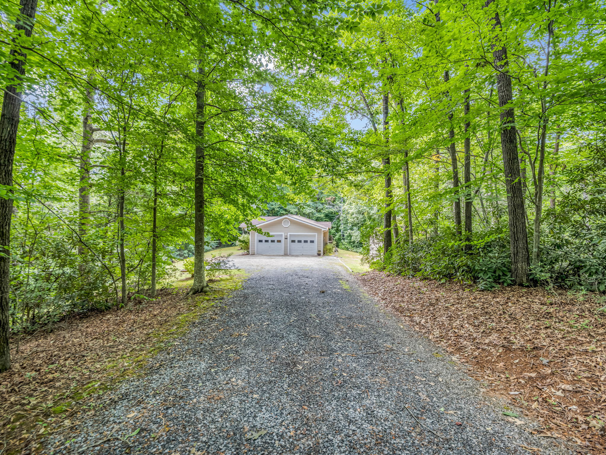 277-Debbies-Branch-Dr-Old-Fort-NC-05
