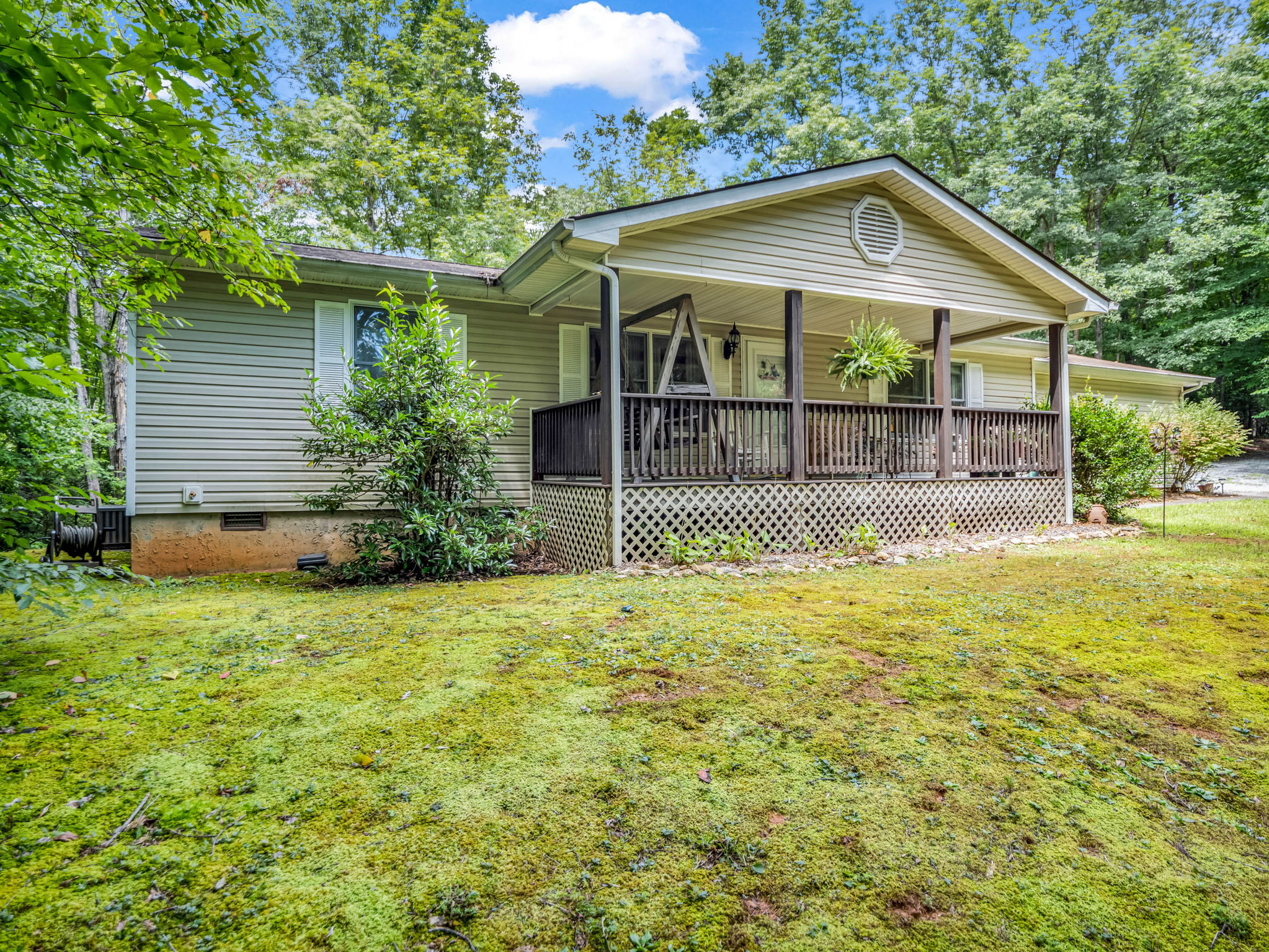 277-Debbies-Branch-Dr-Old-Fort-NC-07