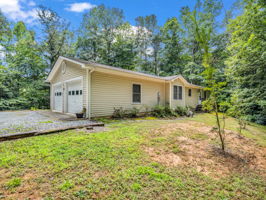 277-Debbies-Branch-Dr-Old-Fort-NC-09