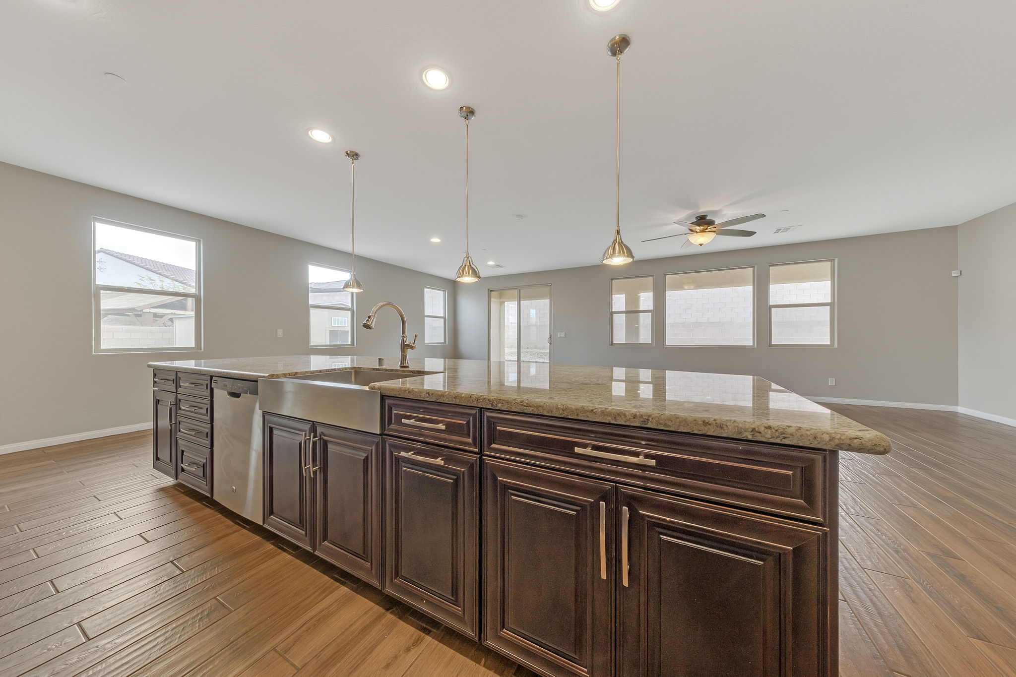 277 Legno Ct, Henderson, NV 89011, USA Photo 17