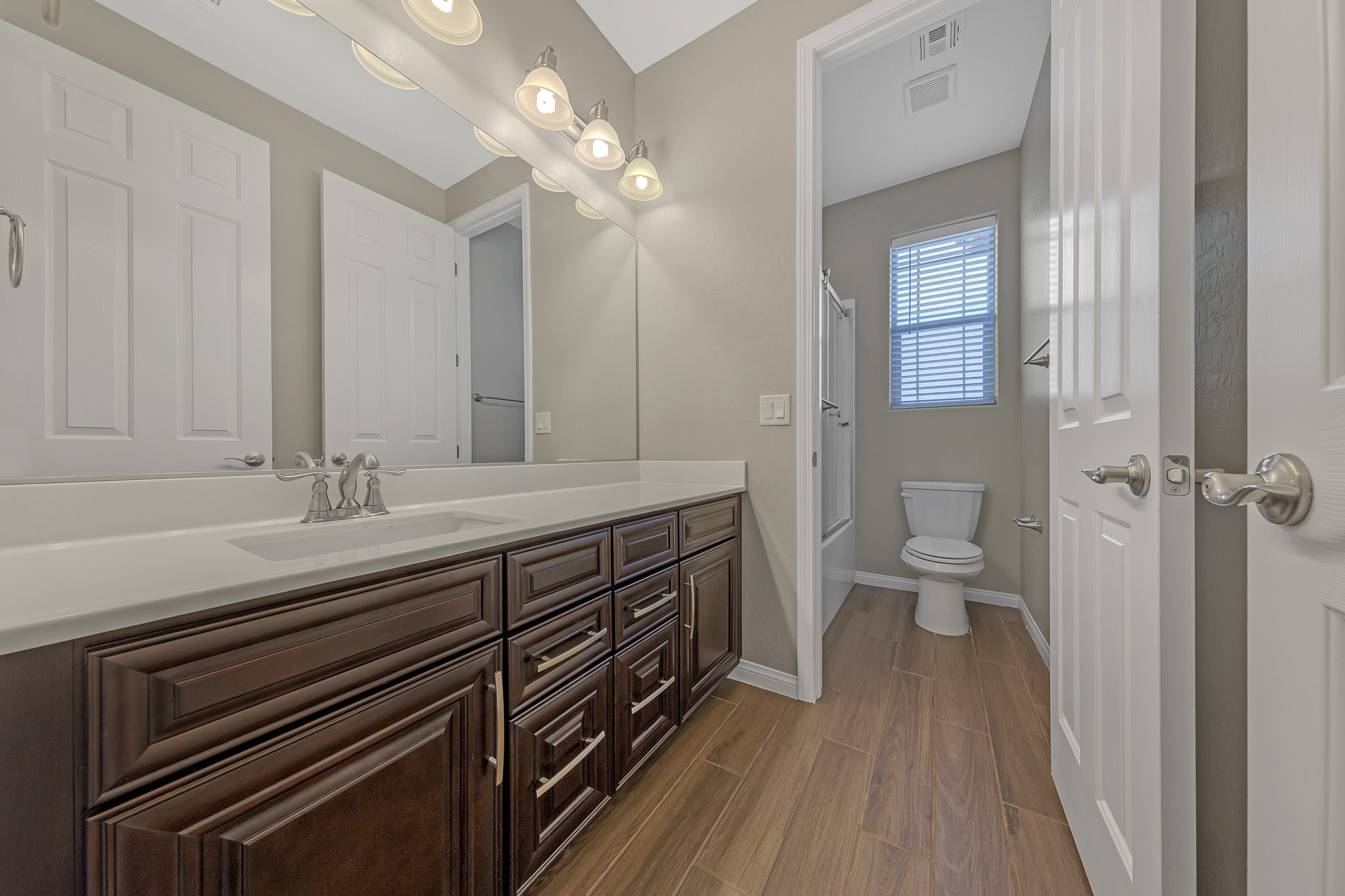277 Legno Ct, Henderson, NV 89011, USA Photo 21