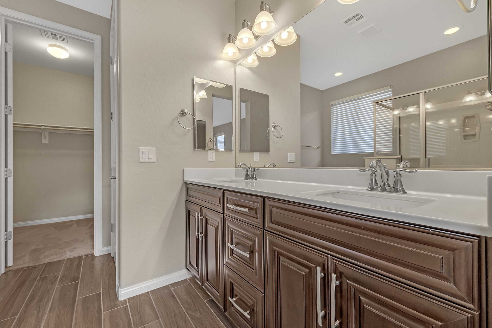 277 Legno Ct, Henderson, NV 89011, USA Photo 29