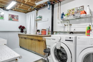  Photo 35