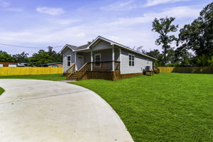  Photo 0