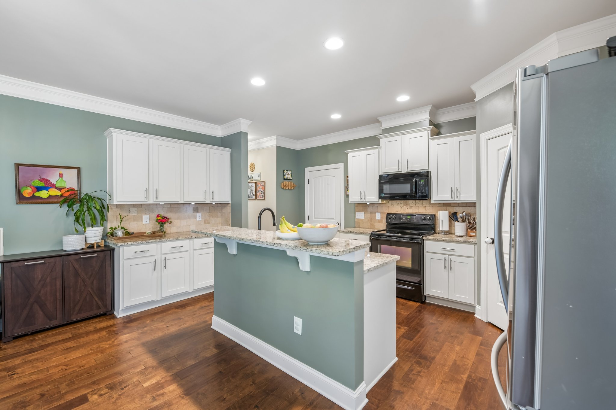 Orchard Dr-S2204-015.jpg