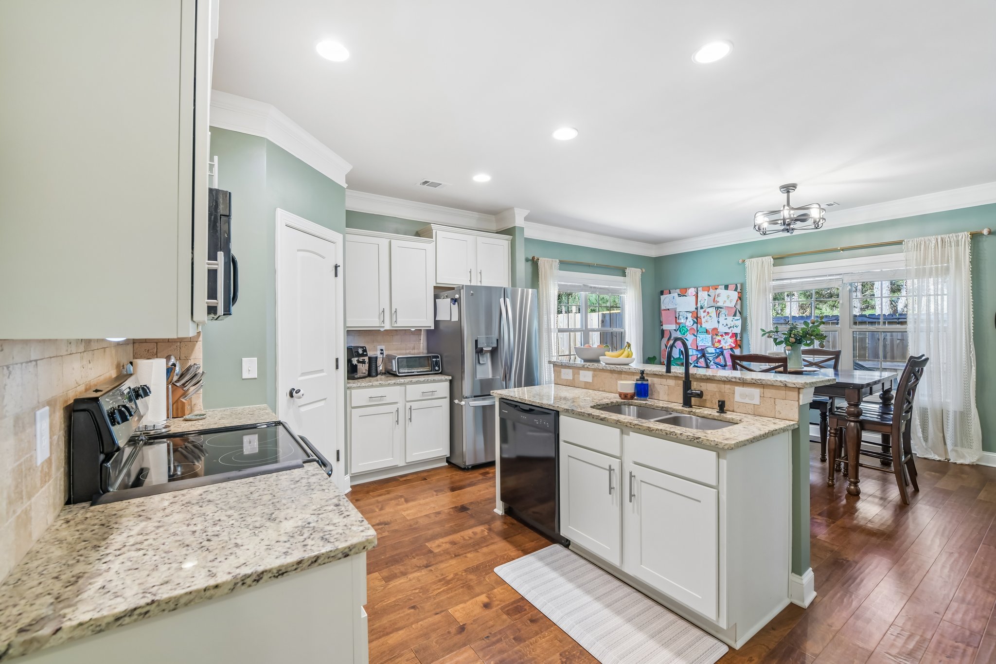 Orchard Dr-S2204-017.jpg