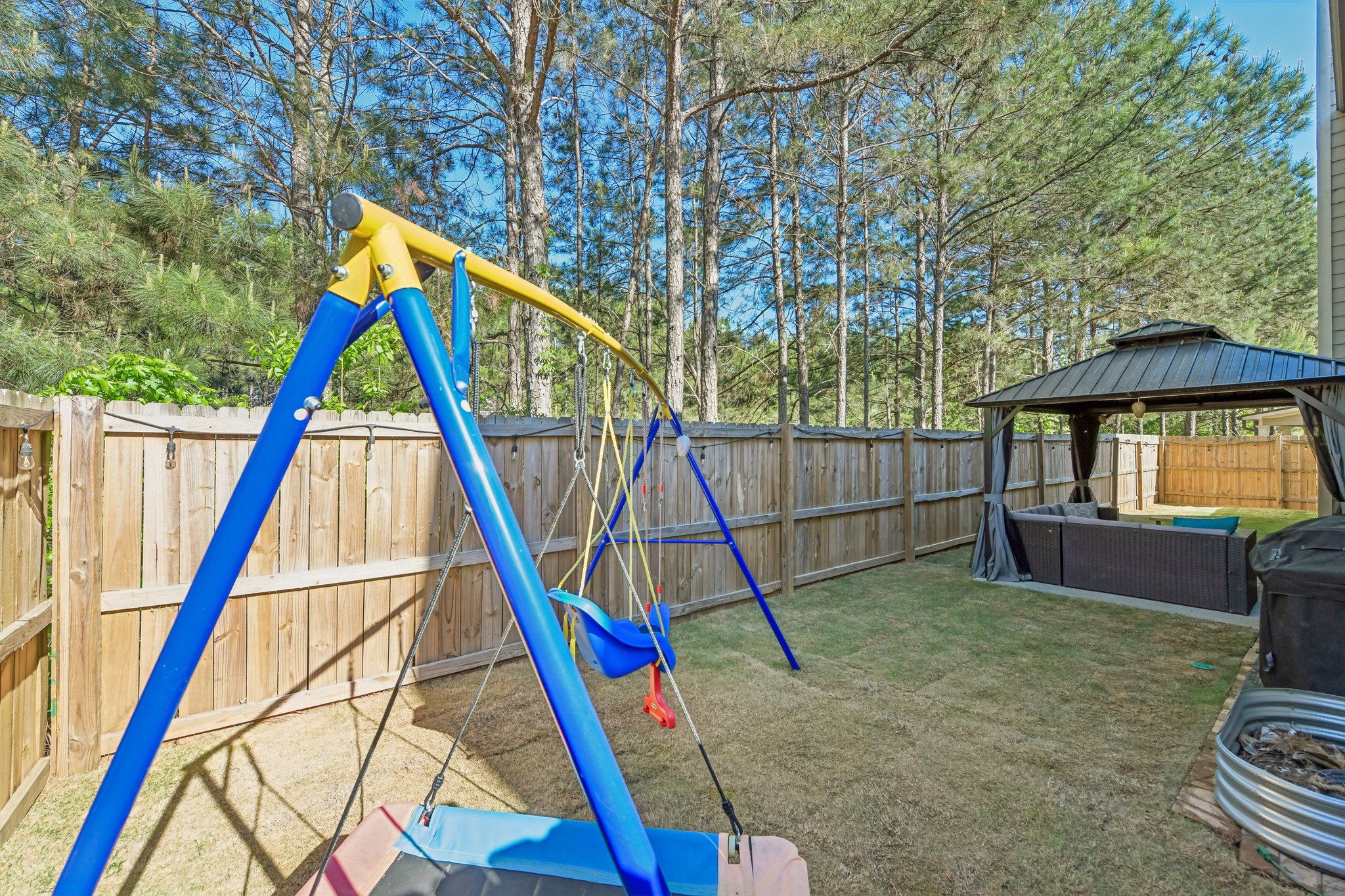 Orchard Dr-S2204-037.jpg