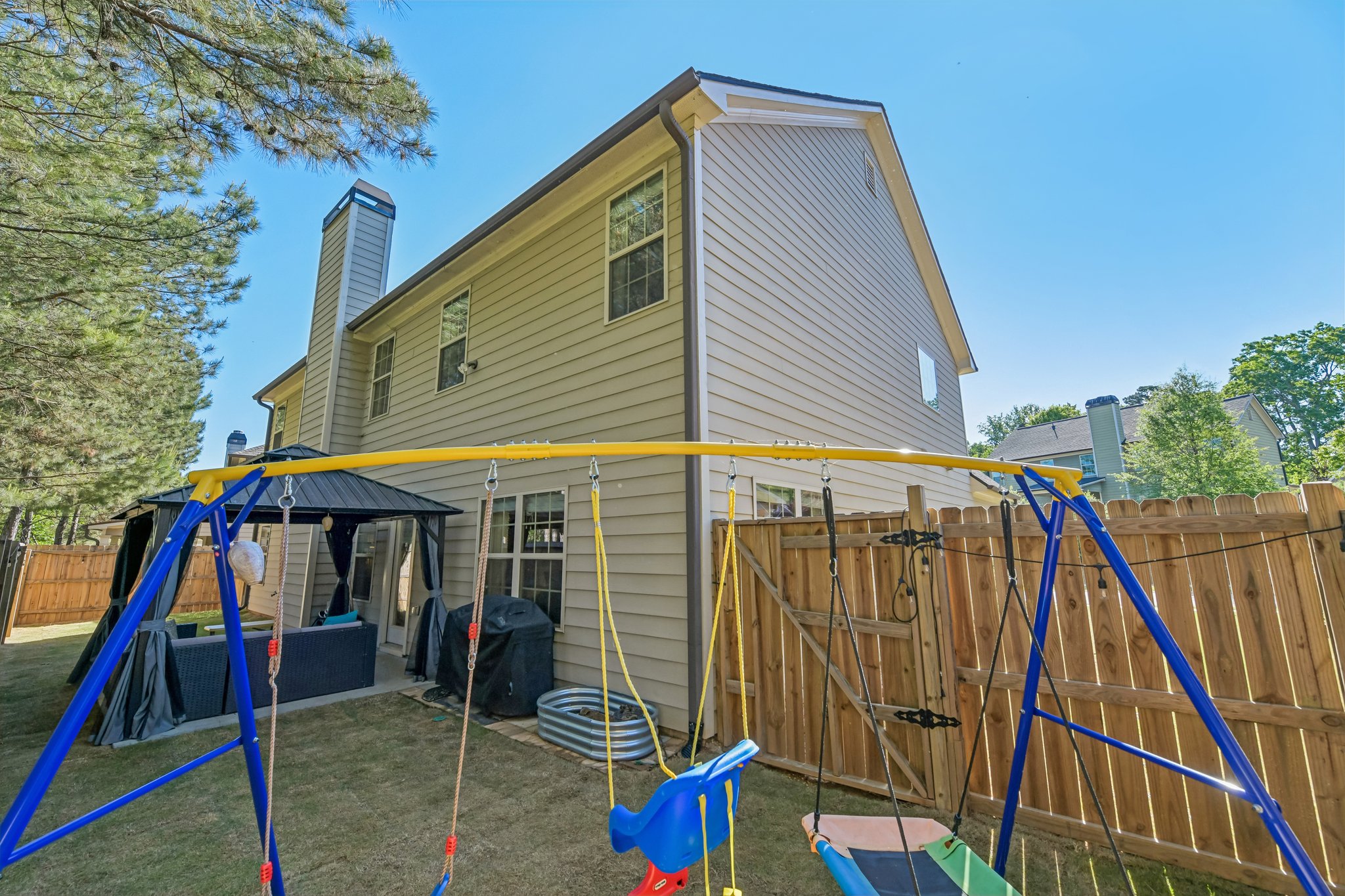 Orchard Dr-S2204-038.jpg