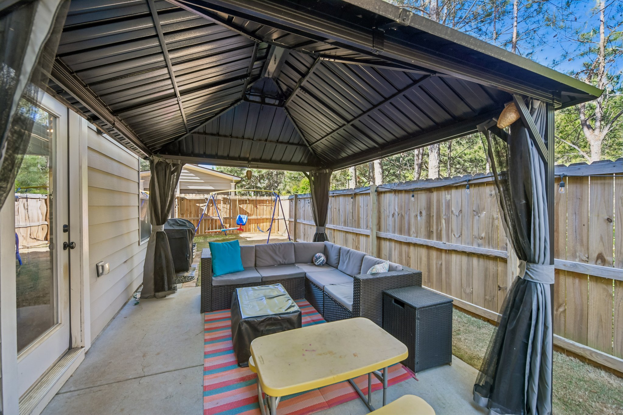 Orchard Dr-S2204-041.jpg