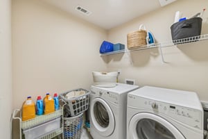 Orchard Dr-S2204-035.jpg