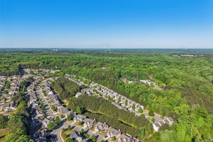 Orchard Dr-S2204-051.jpg