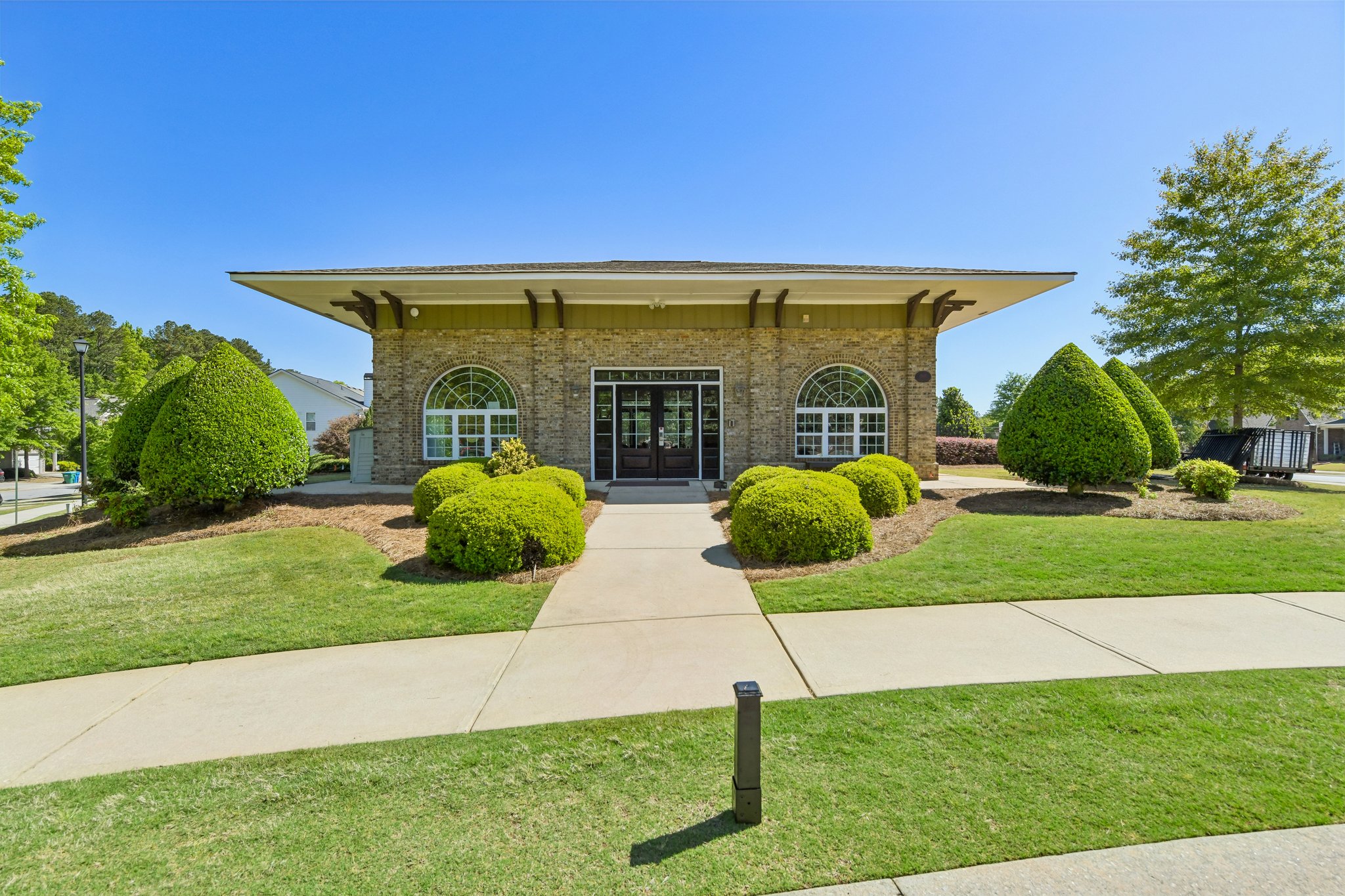 Orchard Dr-2204-901.jpg