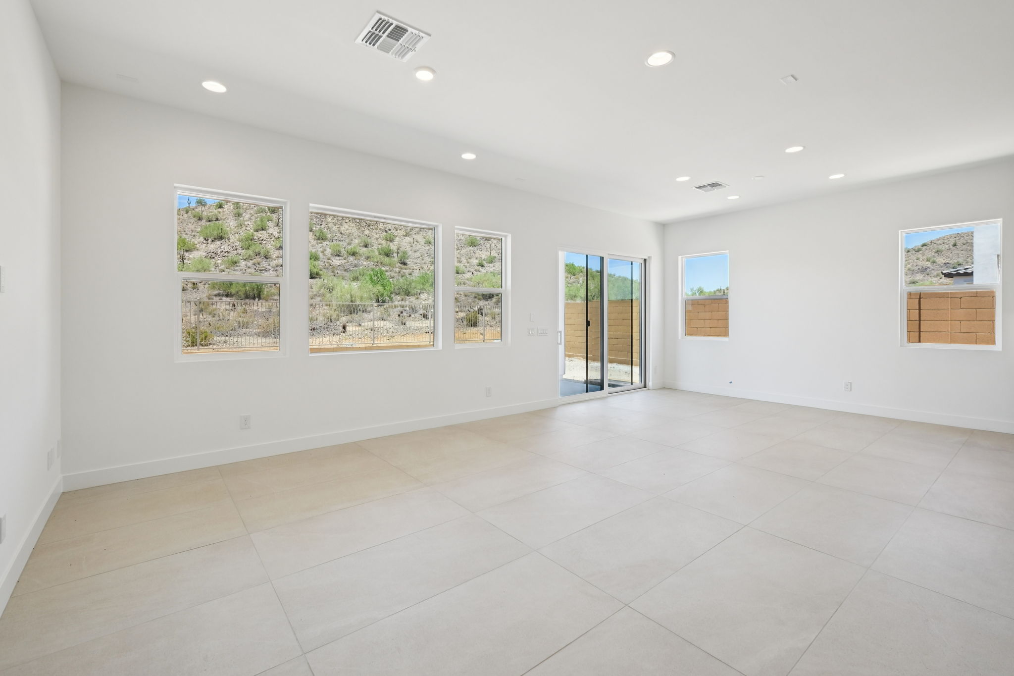 27712 N 74th Ln-S2507-008