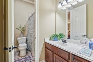 Woodway Bend-L1608-044.jpg