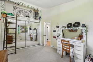 Clearview Rd-S0306-020.jpg