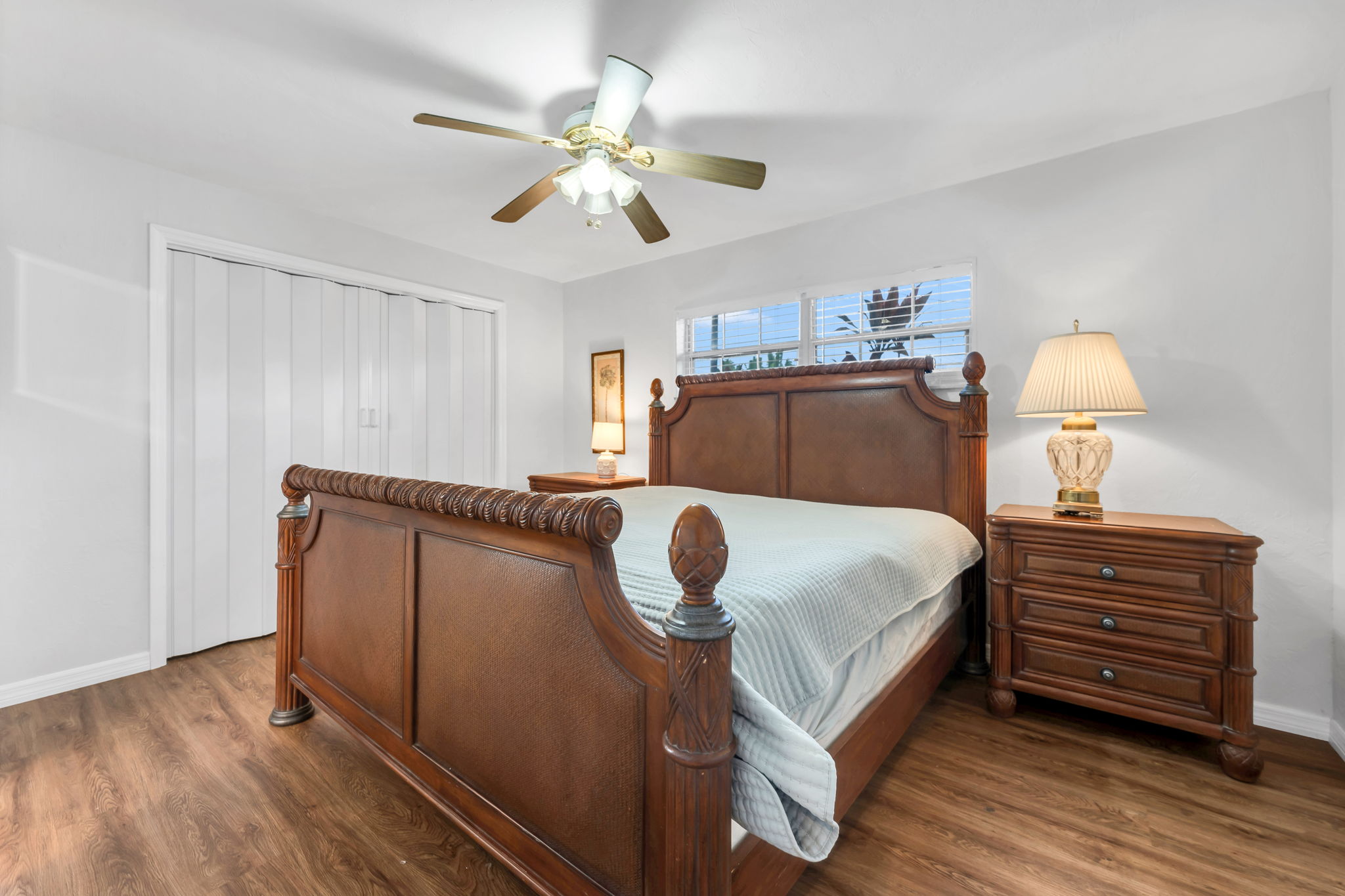 Unit A - Master Bedroom Ensuite