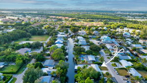 Aerial - Direct Gulf Access to Naples Bay