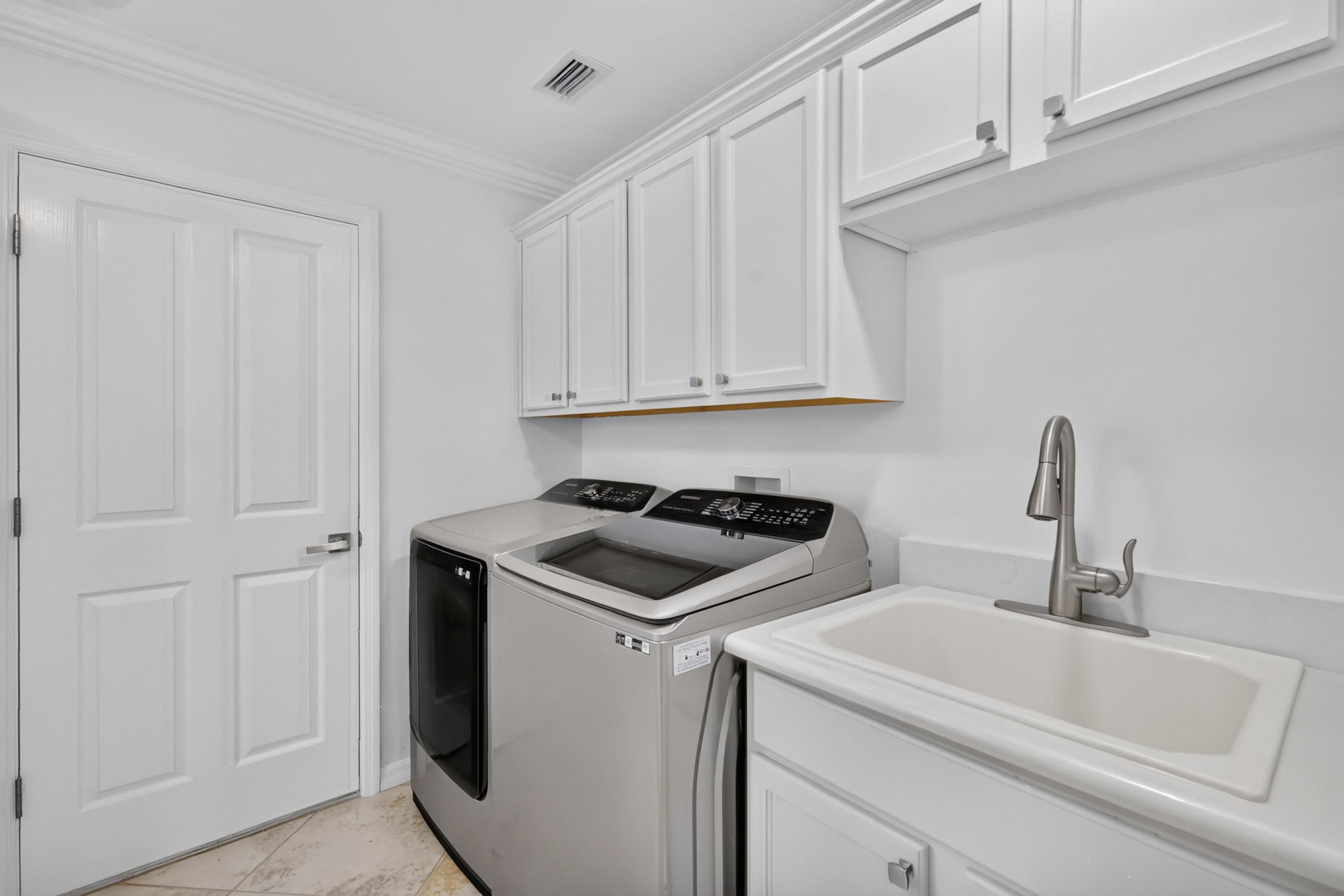 Interior Laundry
