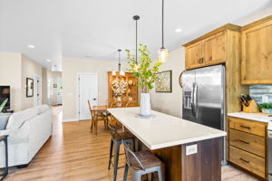 2773 NW Huckleberry18