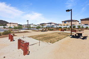  Photo 31