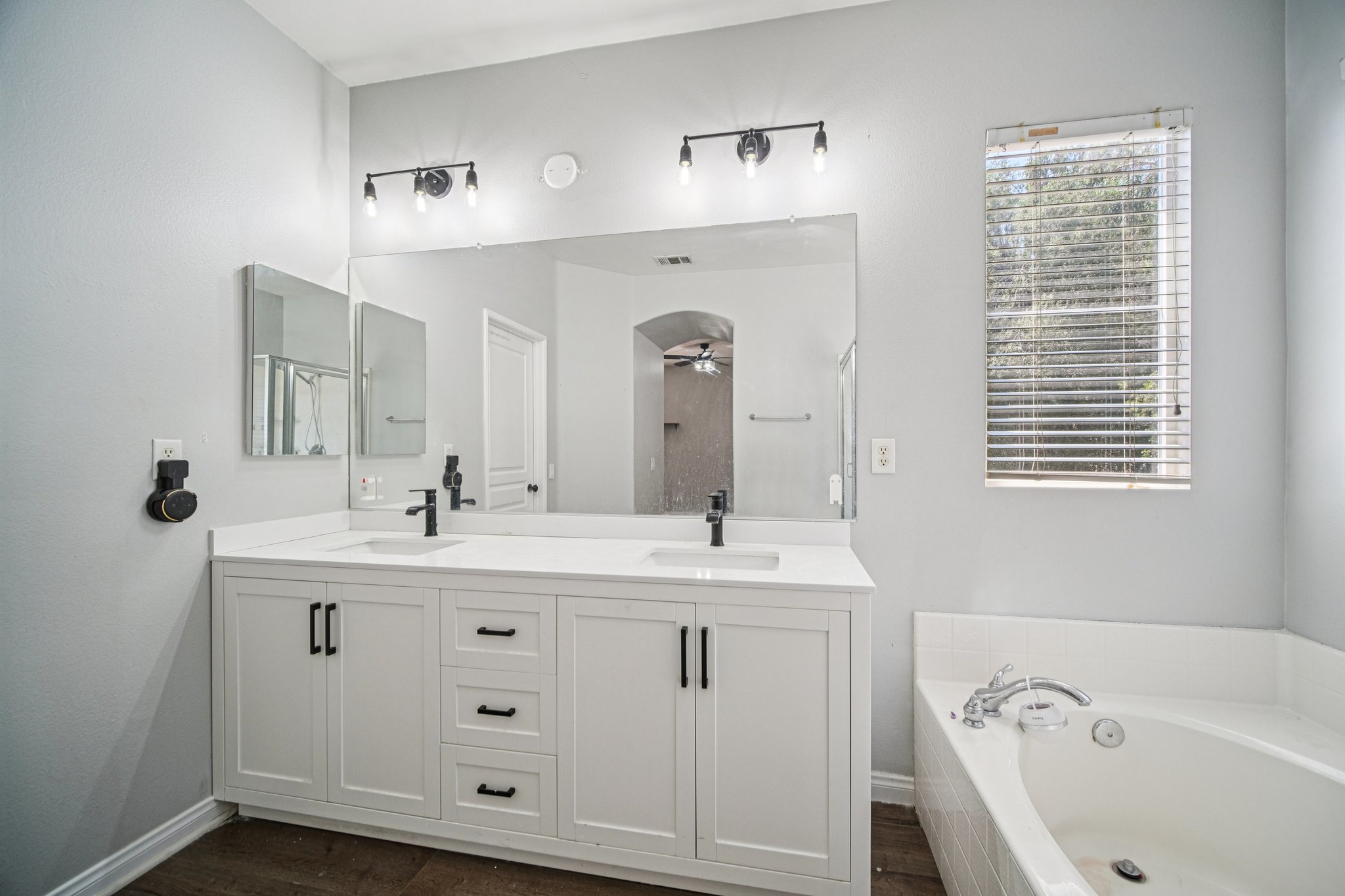 Elkwood Ln-S1508-043.jpg
