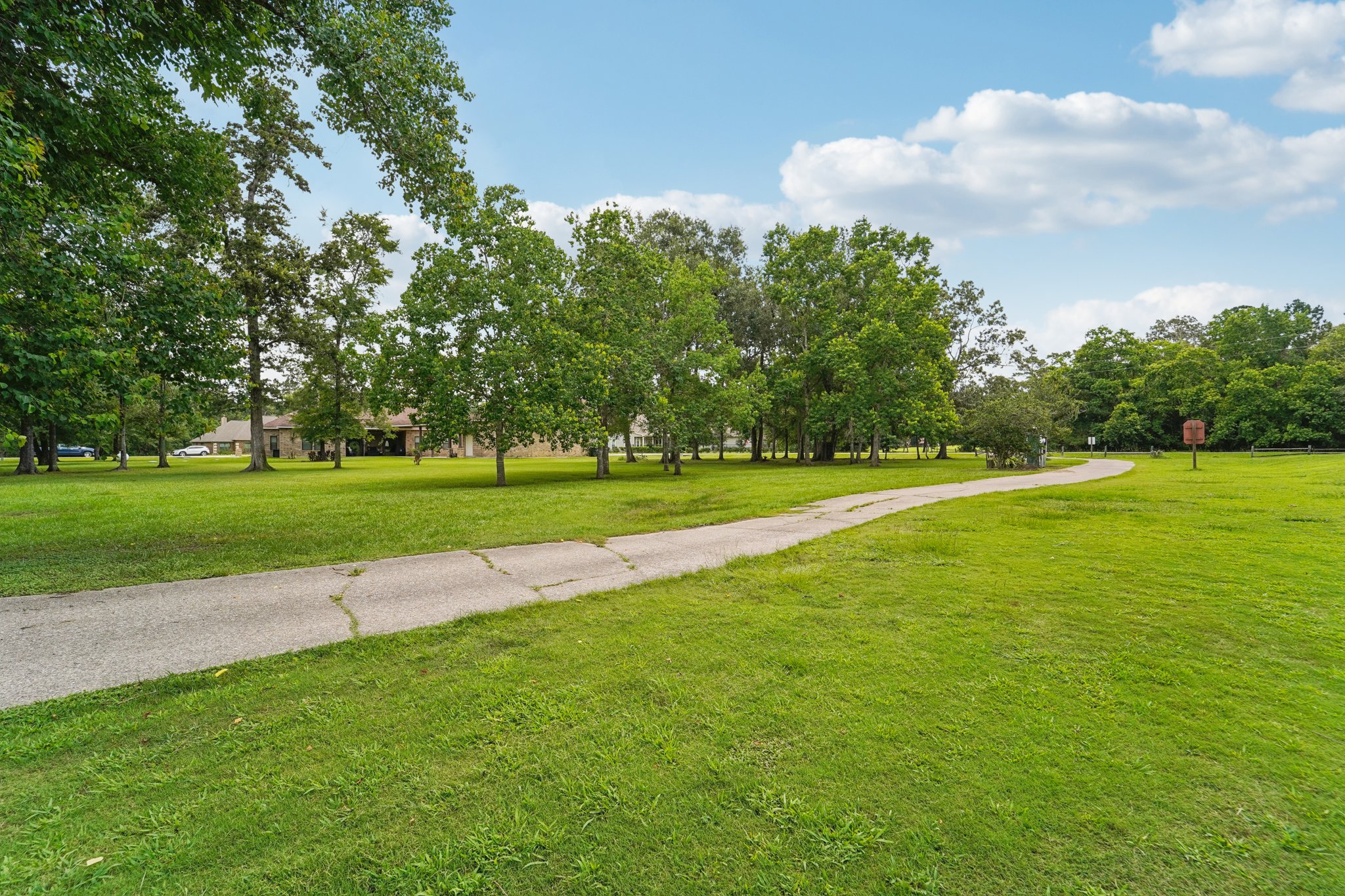 Live Oak View Ct-1106-033.jpg