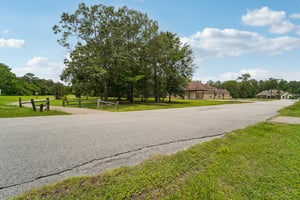 Live Oak View Ct-1106-034.jpg