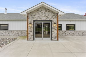  Photo 48