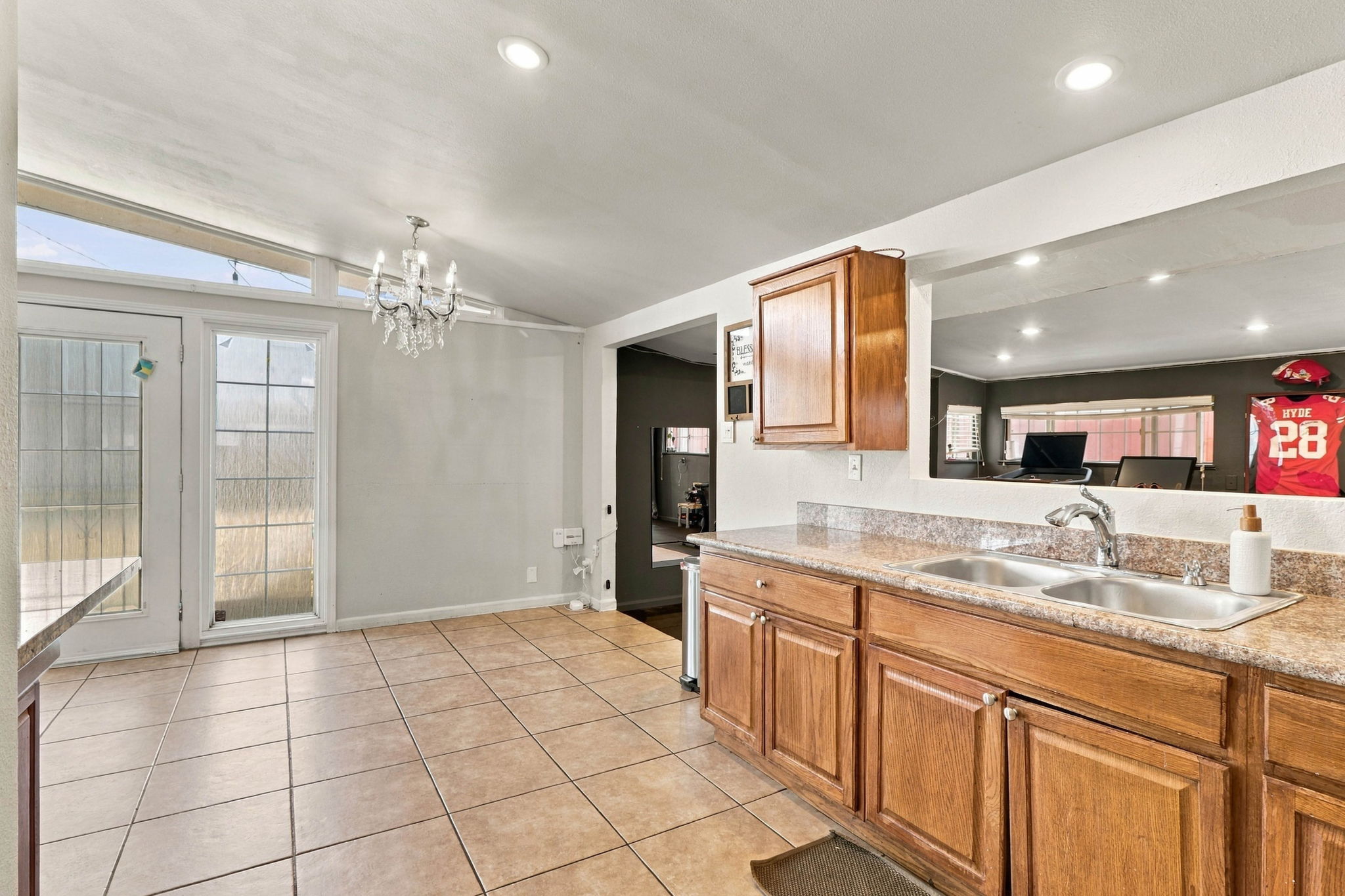 012_F8_27781 Orlando Ave