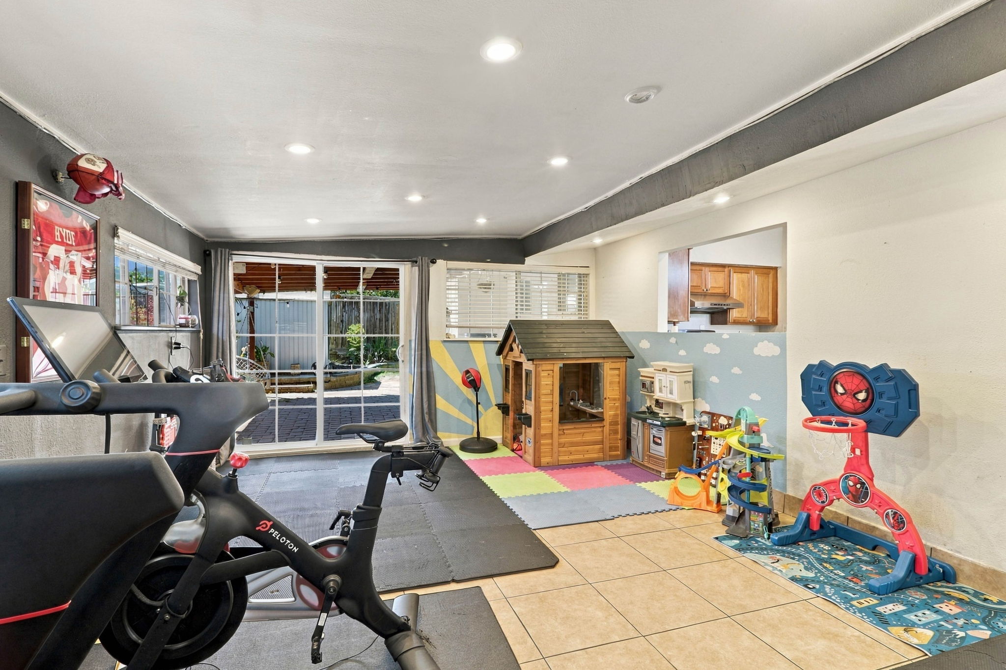 029_F8_27781 Orlando Ave