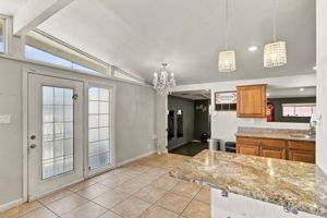 013_F8_27781 Orlando Ave