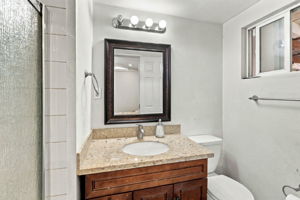025_F8_27781 Orlando Ave