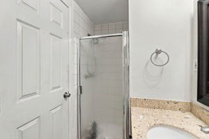 026_F8_27781 Orlando Ave