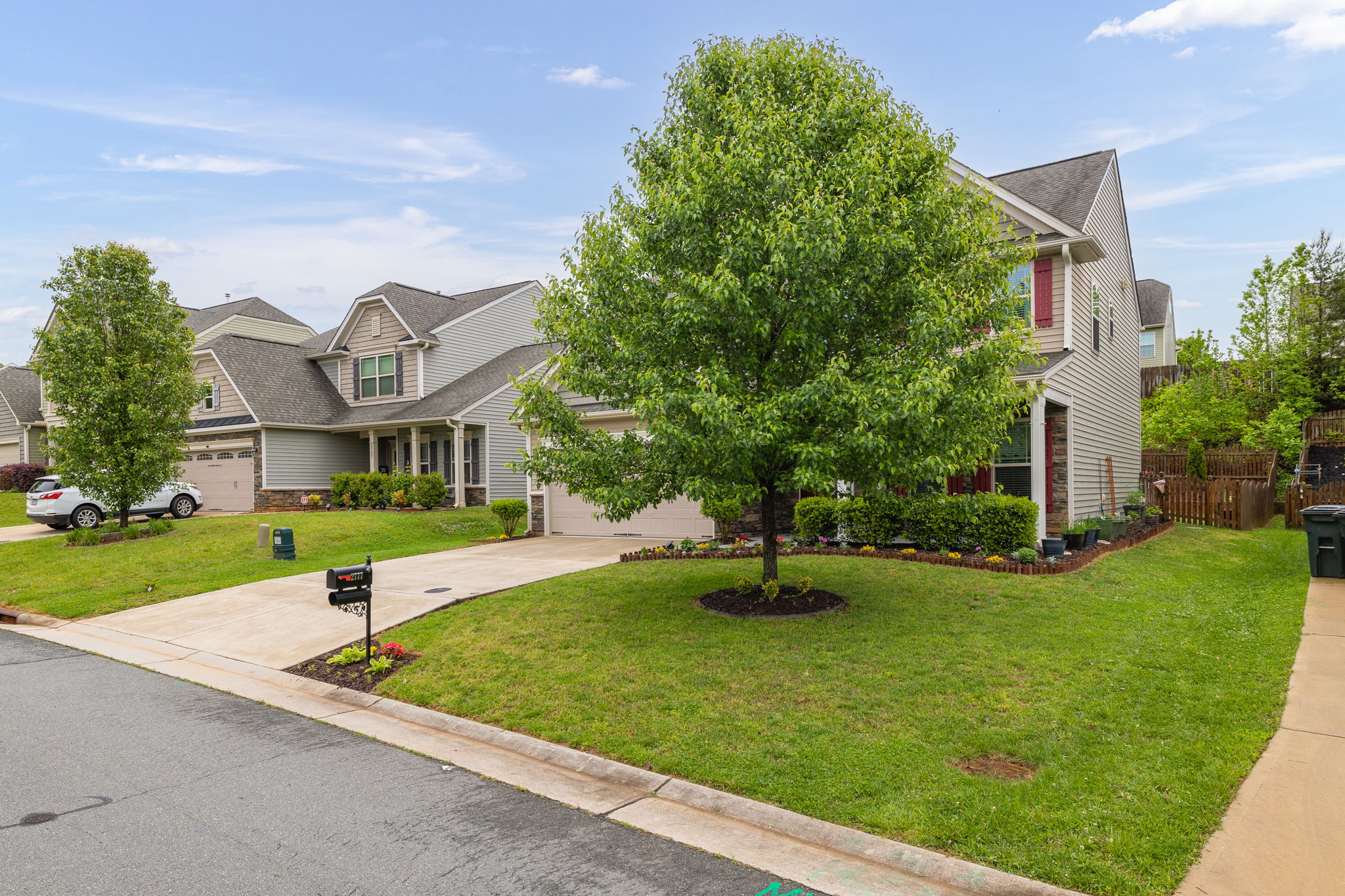 2777 Charo Park Ln-3