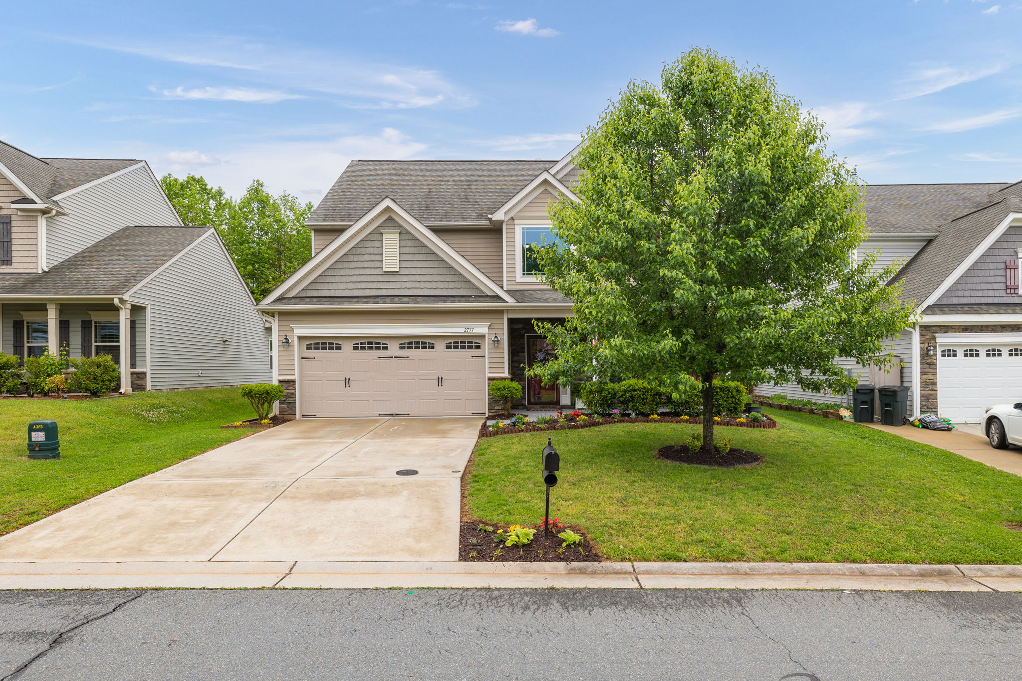 2777 Charo Park Ln-2