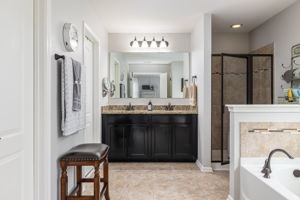 2777 Charo Park Ln-27