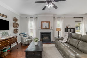 2777 Charo Park Ln-17