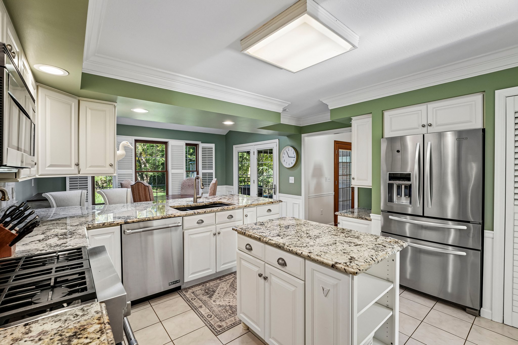 Clearview Rd-S2110-017.jpg