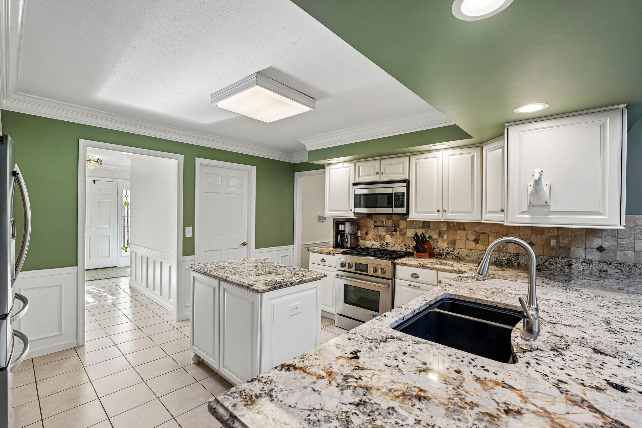 Clearview Rd-S2110-018.jpg