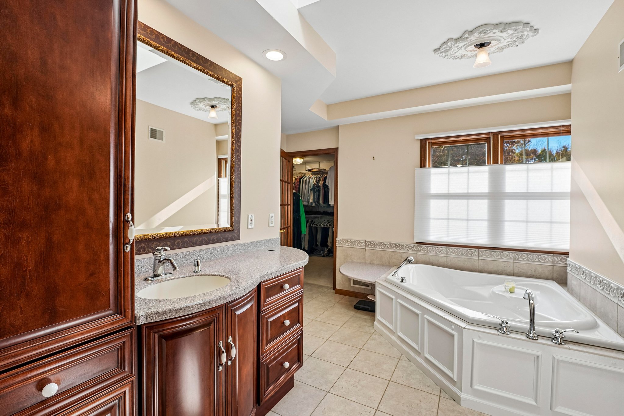 Clearview Rd-S2110-049.jpg