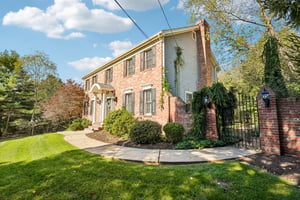 Clearview Rd-S2110-003.jpg