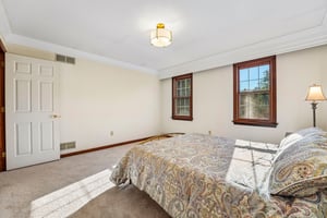 Clearview Rd-S2110-027.jpg