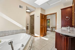 Clearview Rd-S2110-050.jpg