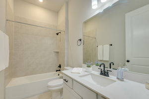  Photo 34