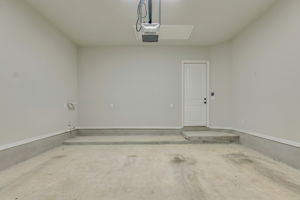  Photo 36