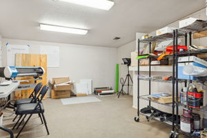  Photo 0